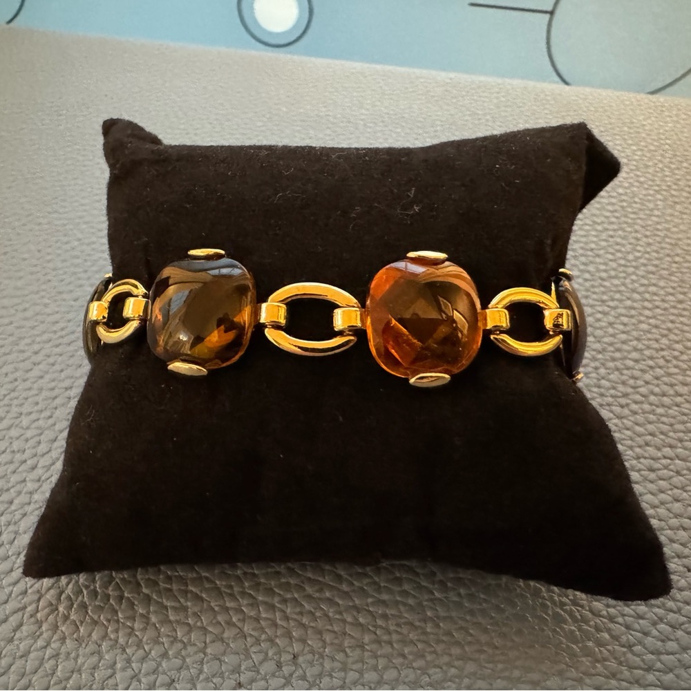 Vintage Monet Gold Tone Link Bracelet with Gemstones. ::SIGNED::